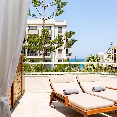 Theartemis Palace Resmo